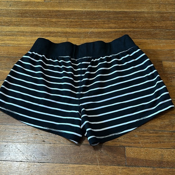 Women’s Striped Lounge Shorts, Lg (12/14) - Picture 4 of 4